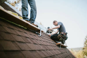 Local Roofers in Locustwood, NY